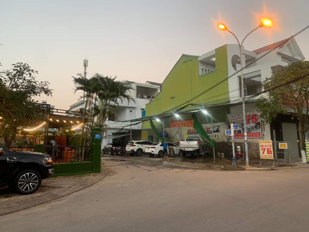 can sang nhuong cua hang rua xe va cham soc xe o to   - dia chi 79 ngo si lien phuong tran phu tp quang  ngai